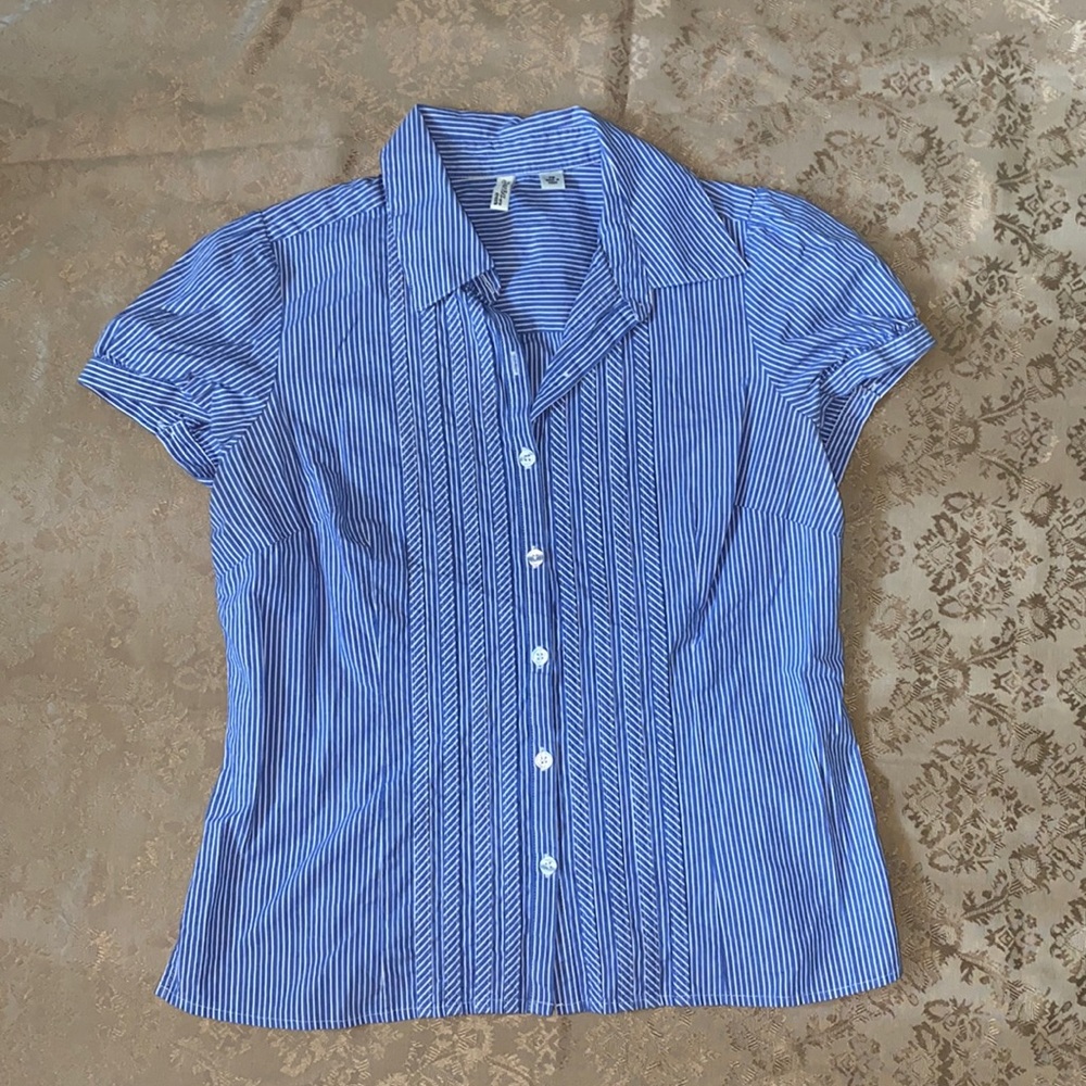 Striped bottom down blouse